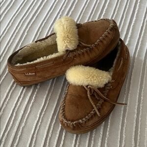 LL Bean kids Lined Moccasin Slippers